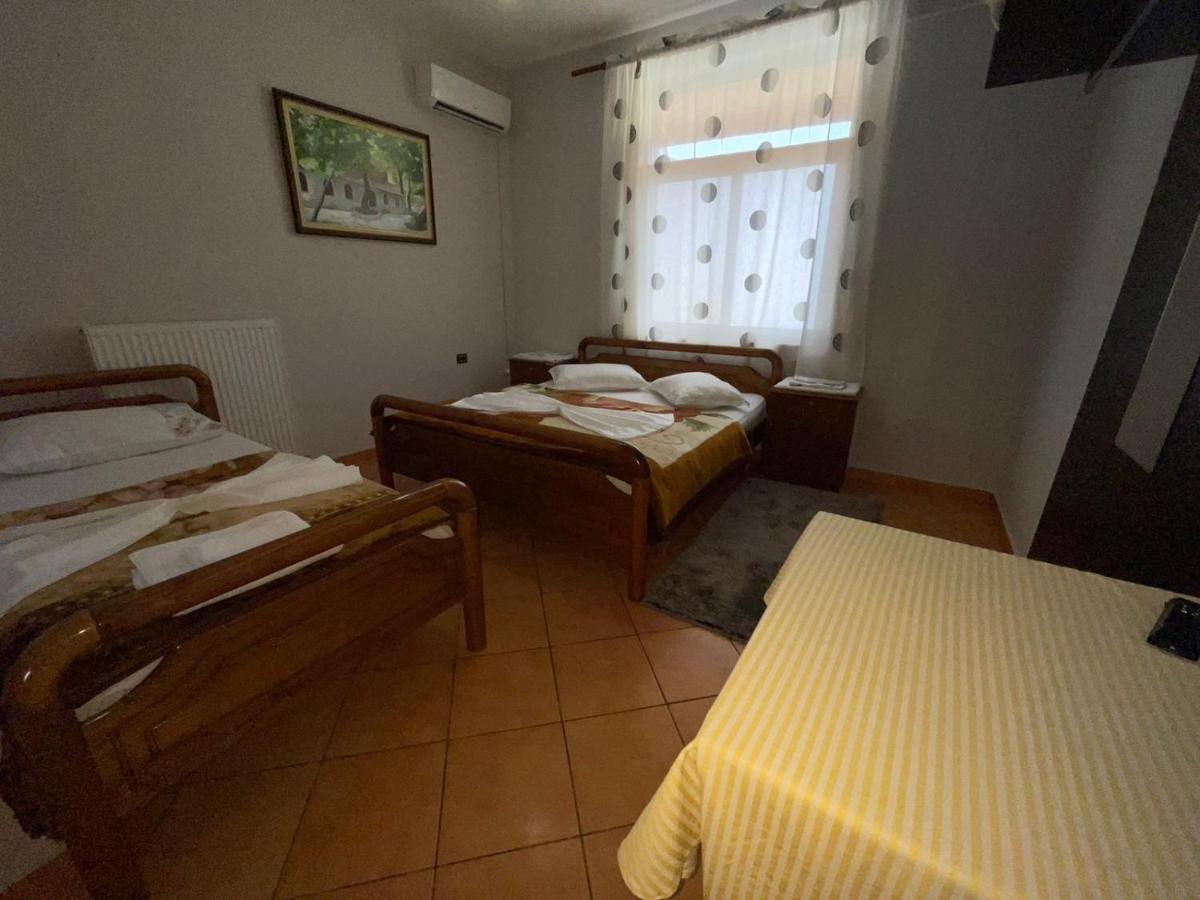 Kt Qato Hotell *
